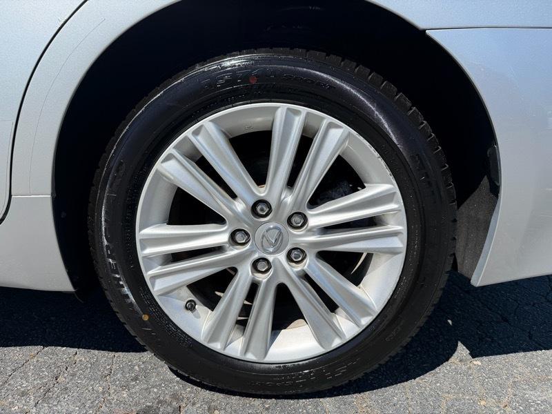 Lexus ES 350 Sedan 2013