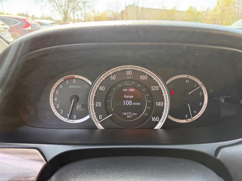 Honda Accord EX-L Sedan CVT w/ Honda Sensing 2017