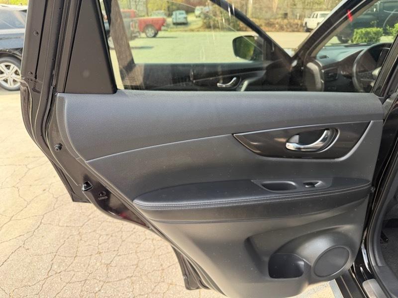 Nissan Rogue SV AWD 2017