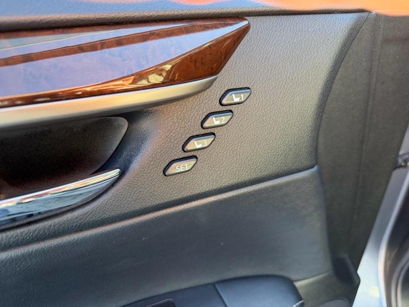 Lexus ES 350 Sedan 2015