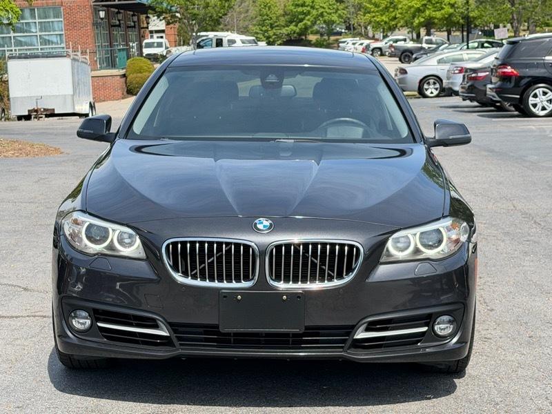 BMW 5-Series 528i xDrive 2016