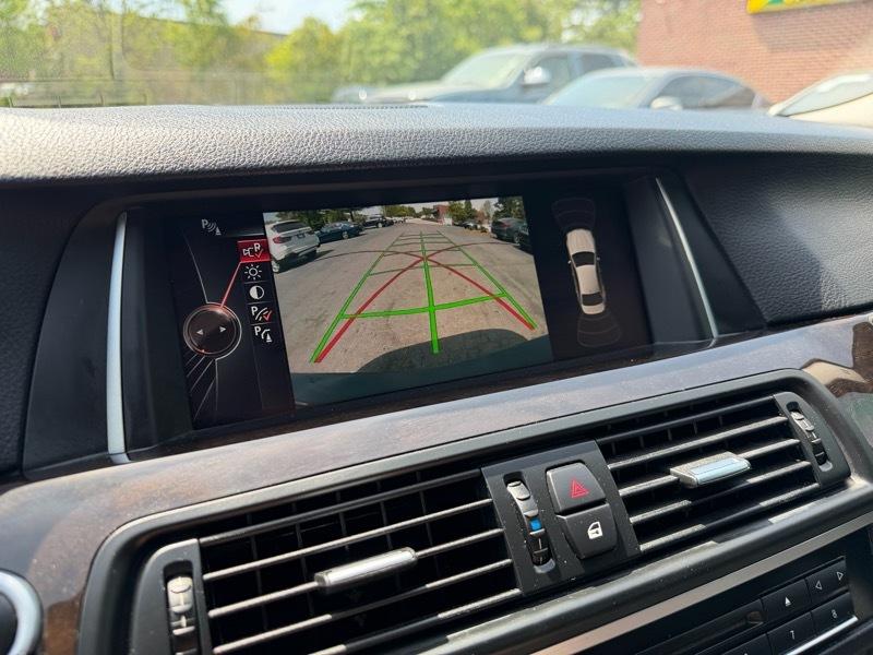 BMW 5-Series 528i xDrive 2016