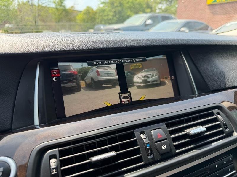 BMW 5-Series 528i xDrive 2016