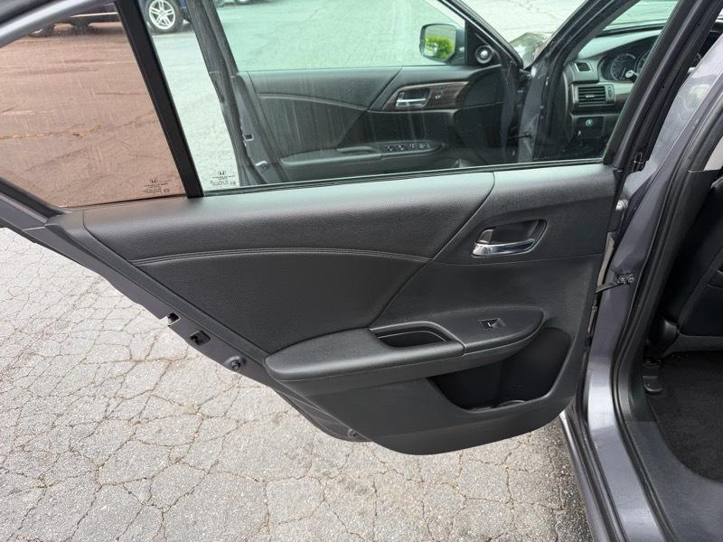 Honda Accord EX-L Sedan V6 6-Spd AT 2016