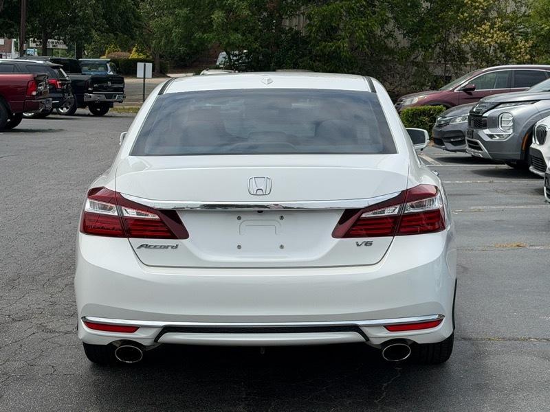Honda Accord EX-L Sedan V6 CVT w/ Honda Sensing 6-Spd AT 2016