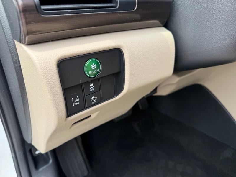 Honda Accord EX-L Sedan V6 CVT w/ Honda Sensing 6-Spd AT 2016