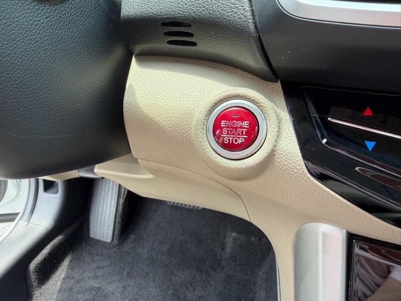 Honda Accord EX-L Sedan V6 CVT w/ Honda Sensing 6-Spd AT 2016