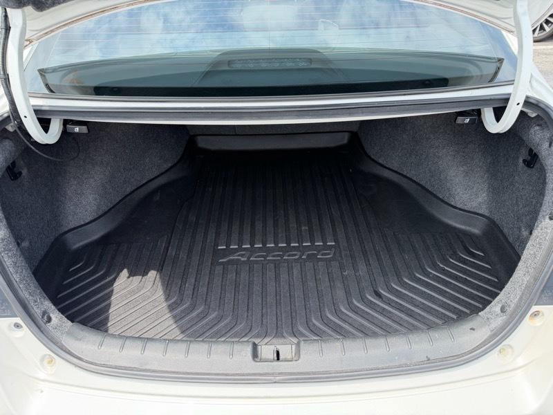 Honda Accord EX-L Sedan V6 CVT w/ Honda Sensing 6-Spd AT 2016