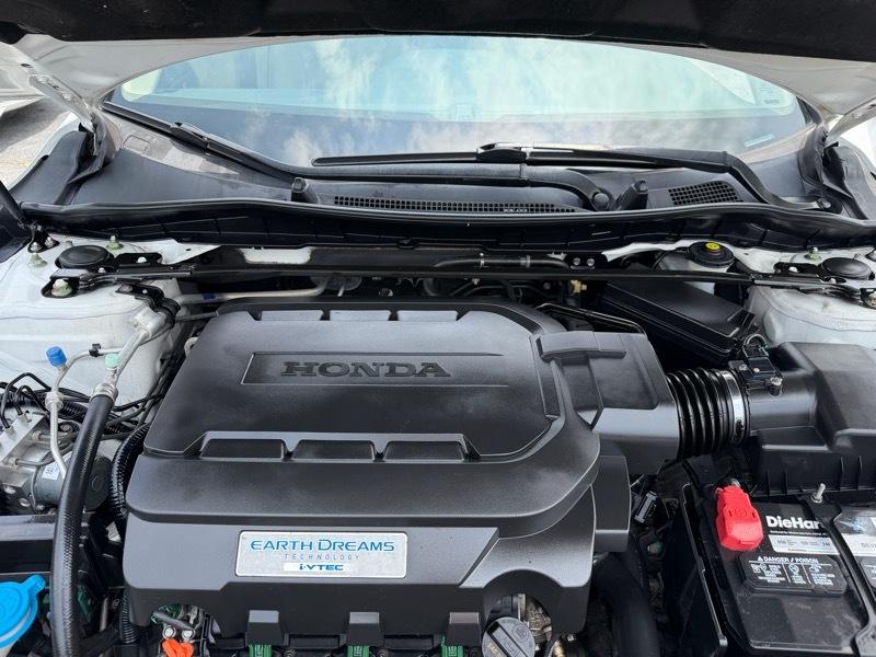 Honda Accord EX-L Sedan V6 CVT w/ Honda Sensing 6-Spd AT 2016
