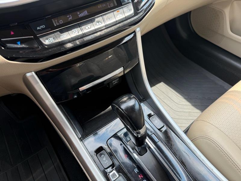 Honda Accord EX-L Sedan V6 6-Spd AT 2016