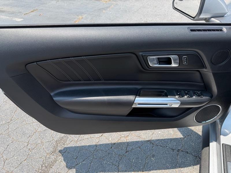 Ford Mustang EcoBoost Premium Convertible 2020