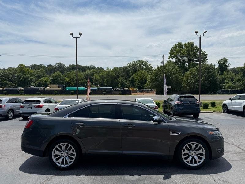 Ford Taurus Limited AWD 2017