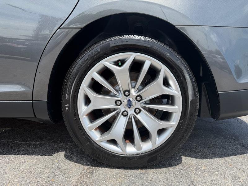 Ford Taurus Limited AWD 2017
