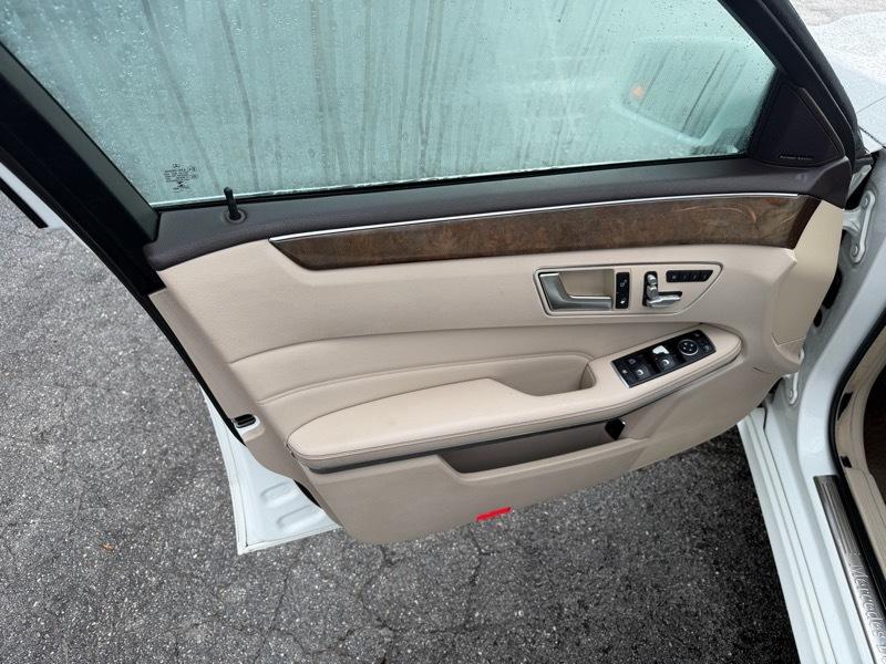 Mercedes-Benz E-Class E350 4MATIC Sedan 2014