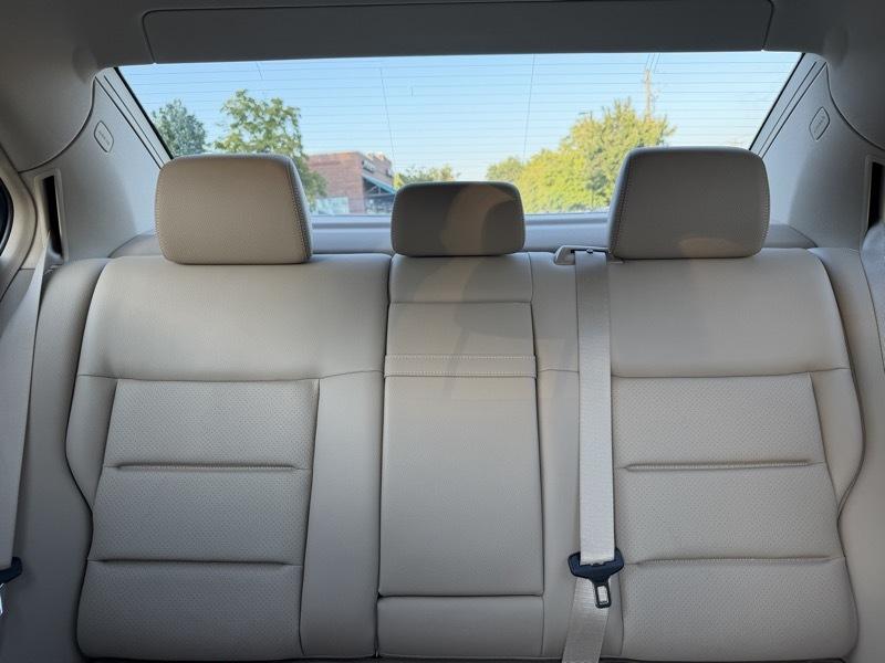Mercedes-Benz E-Class E350 4MATIC Sedan 2013