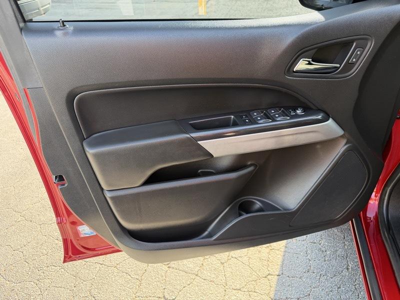 Chevrolet Colorado LT Crew Cab 2WD 2021