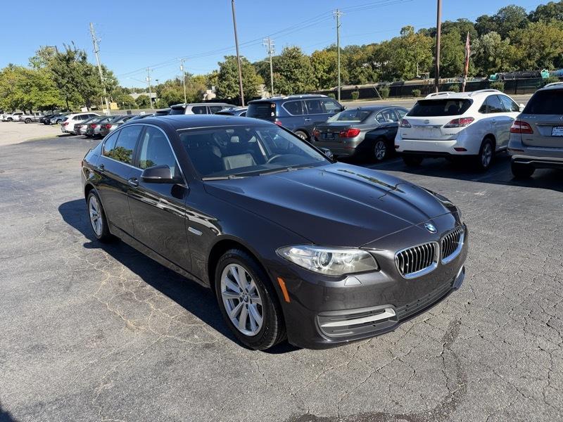 BMW 5-Series 528i xDrive 2014