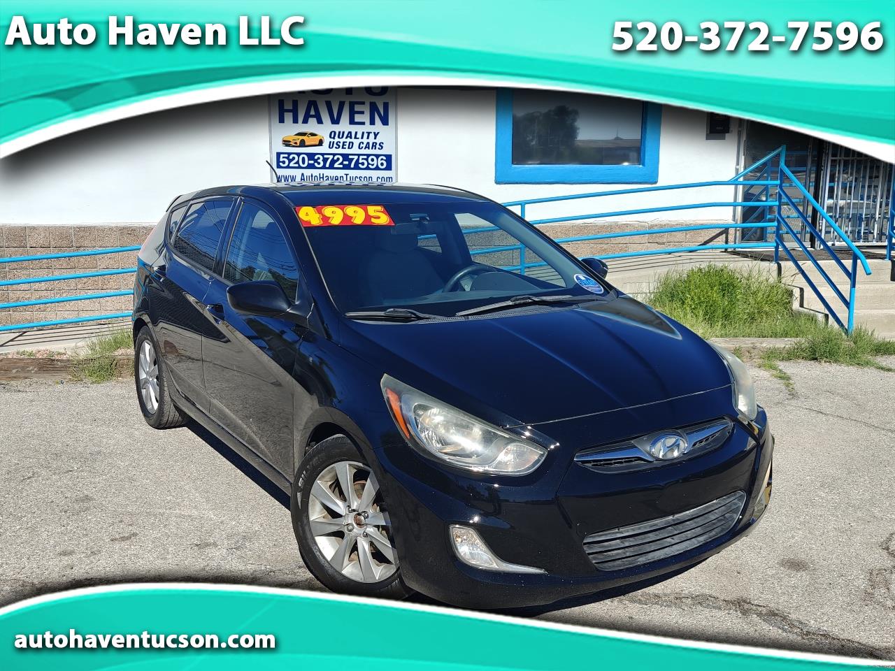 2012 Hyundai Accent SE's photo