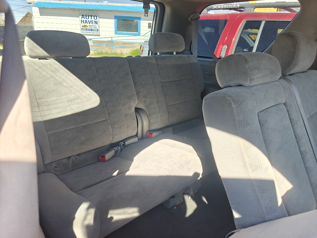 Toyota Sequoia  2005