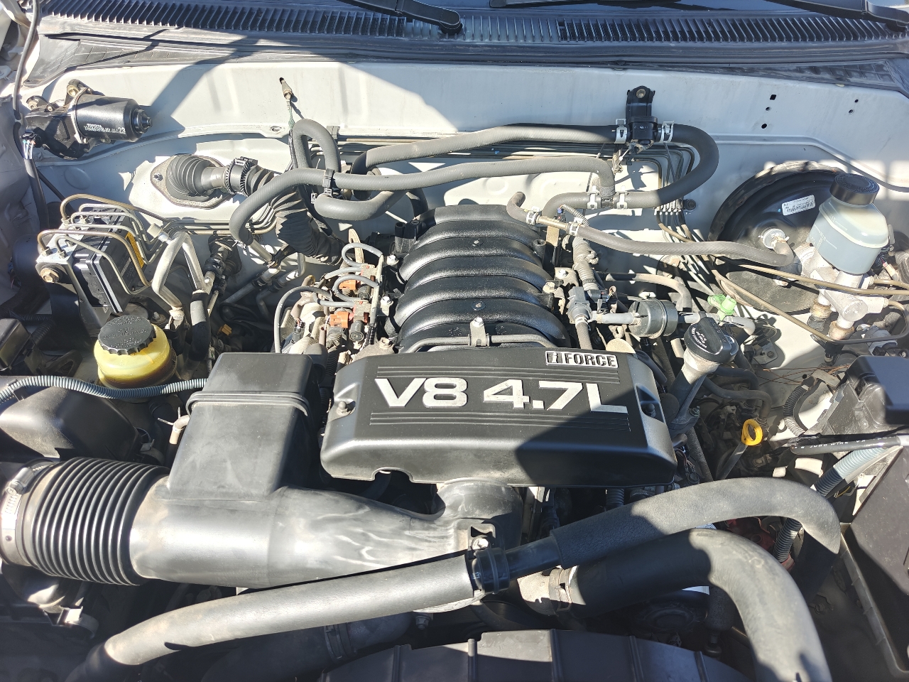 Toyota Sequoia  2005