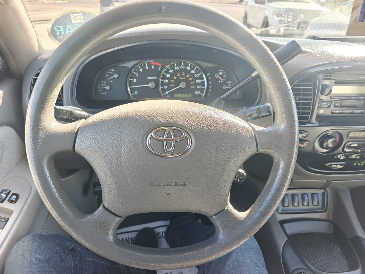 Toyota Sequoia  2005