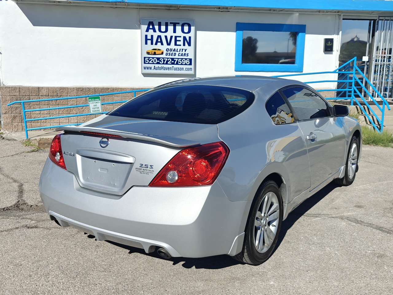 Nissan Altima  2012