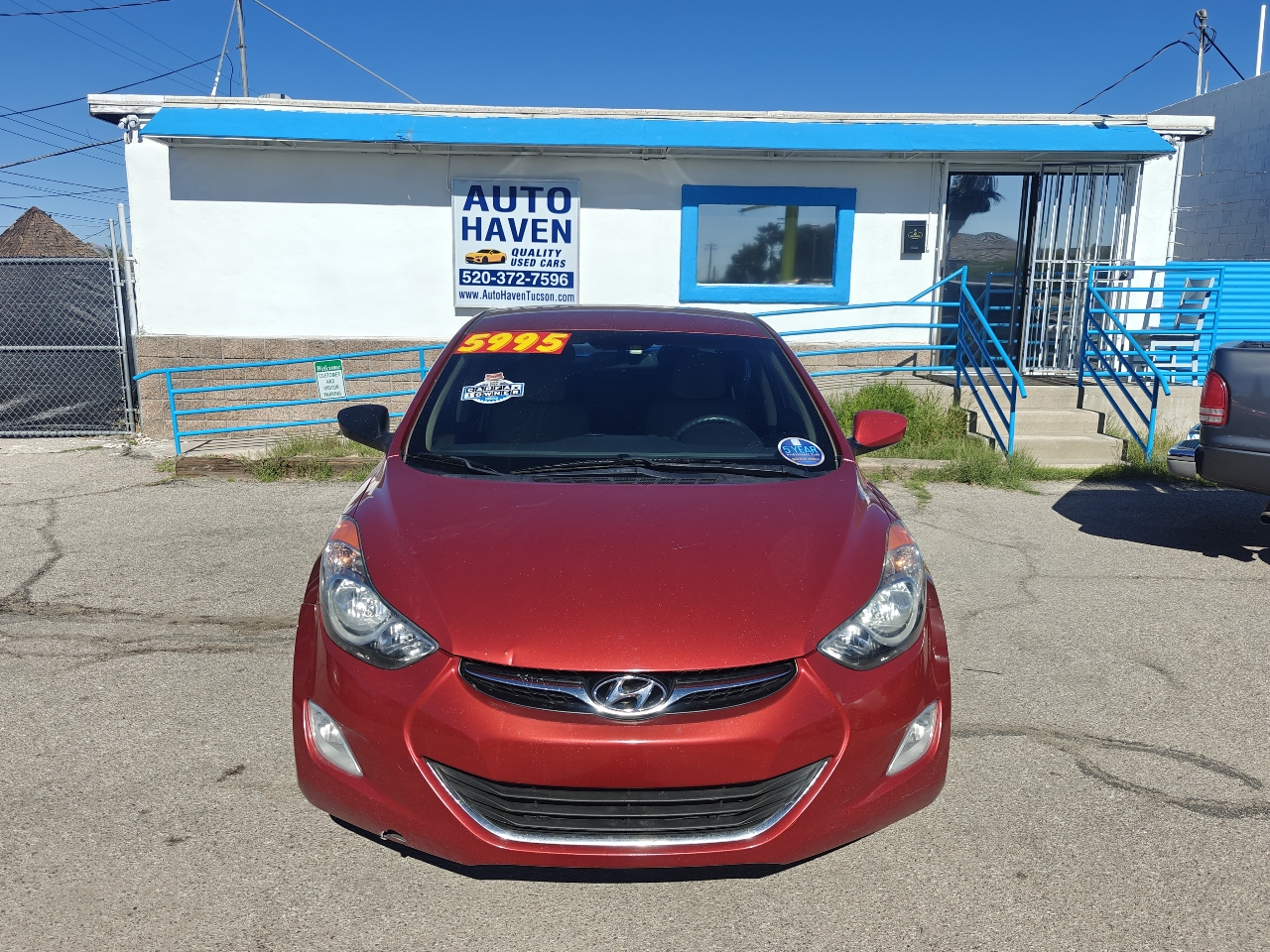 Hyundai Elantra  2012