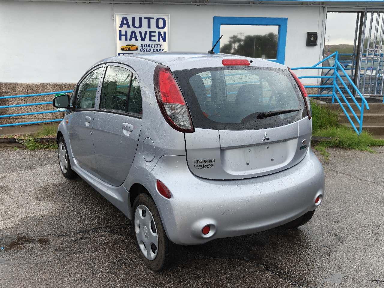 Mitsubishi I-MiEV  2012