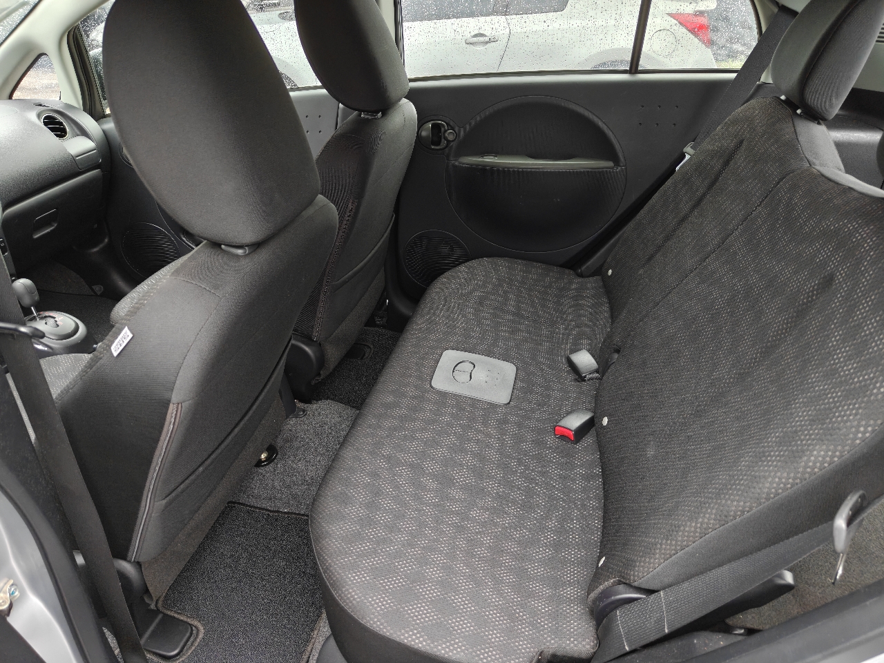 Mitsubishi I-MiEV  2012