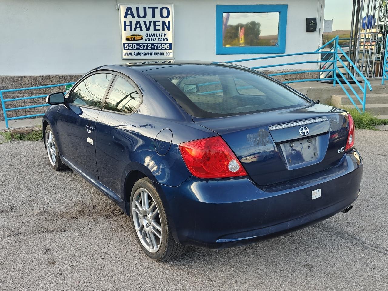 Scion tC  2005