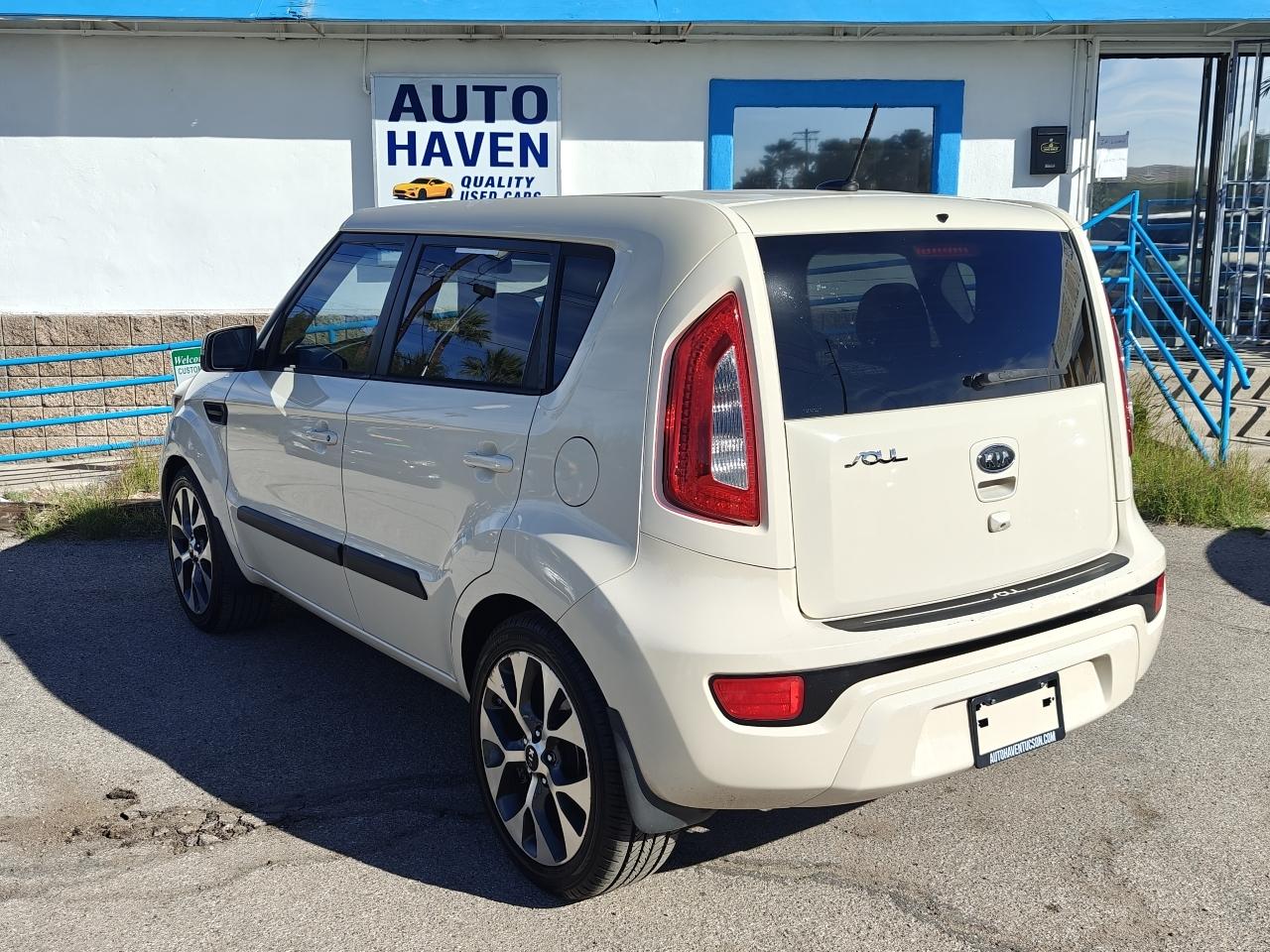 Kia Soul  2012