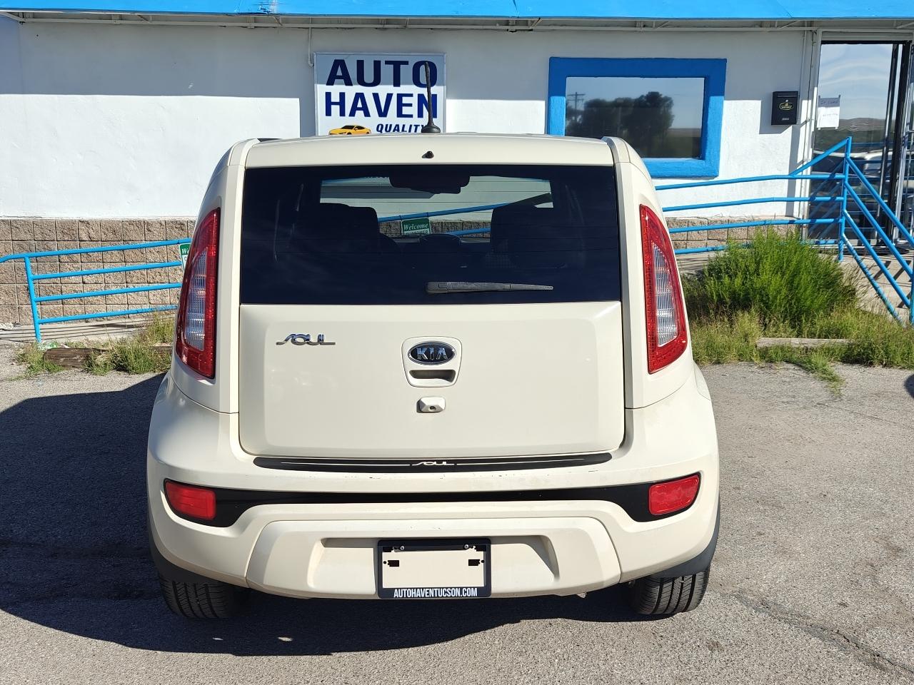 Kia Soul  2012