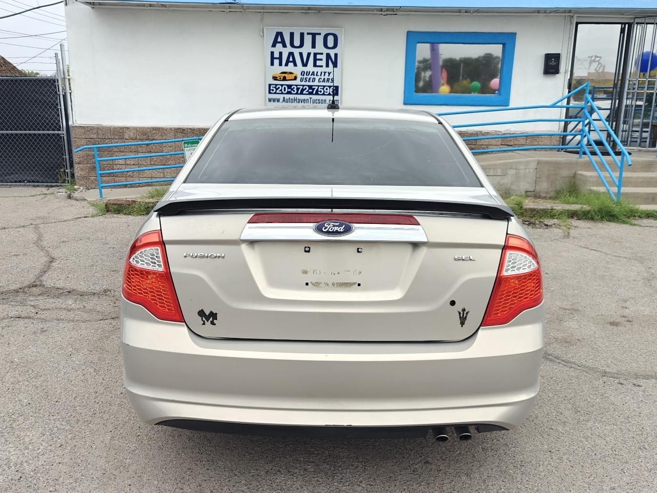 Ford Fusion  2010