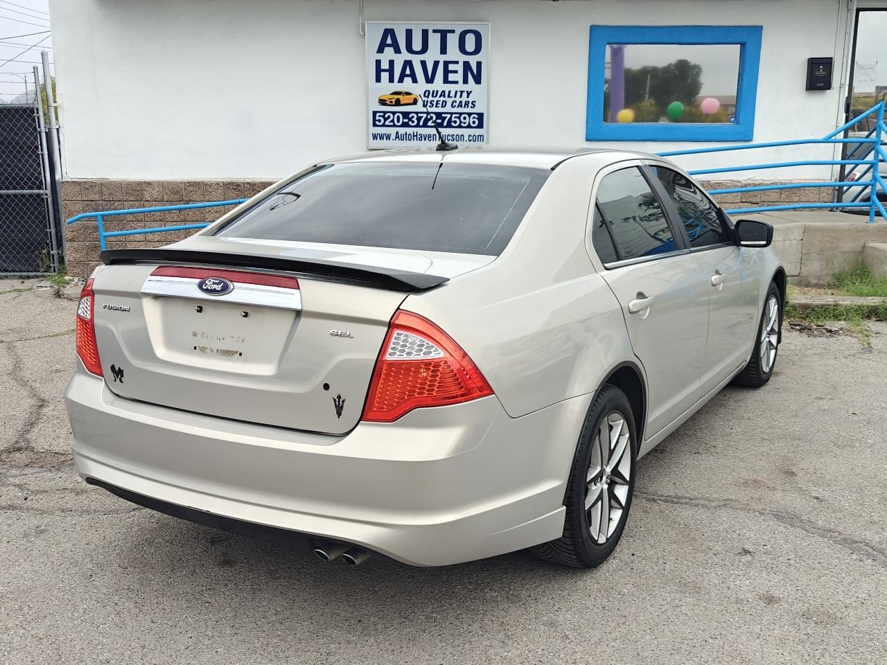 Ford Fusion  2010