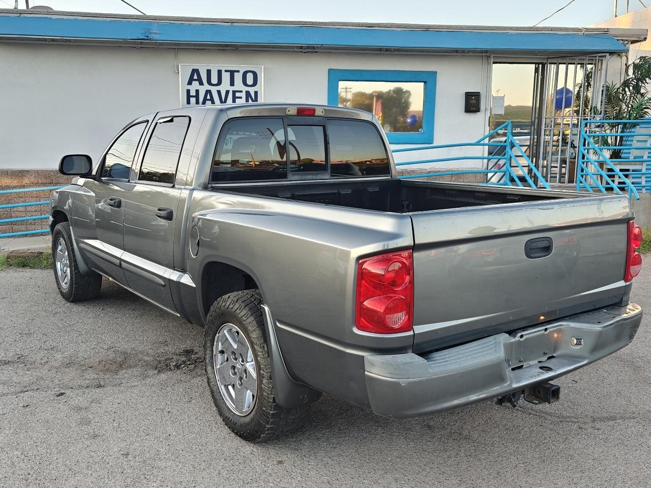 Dodge Dakota  2005