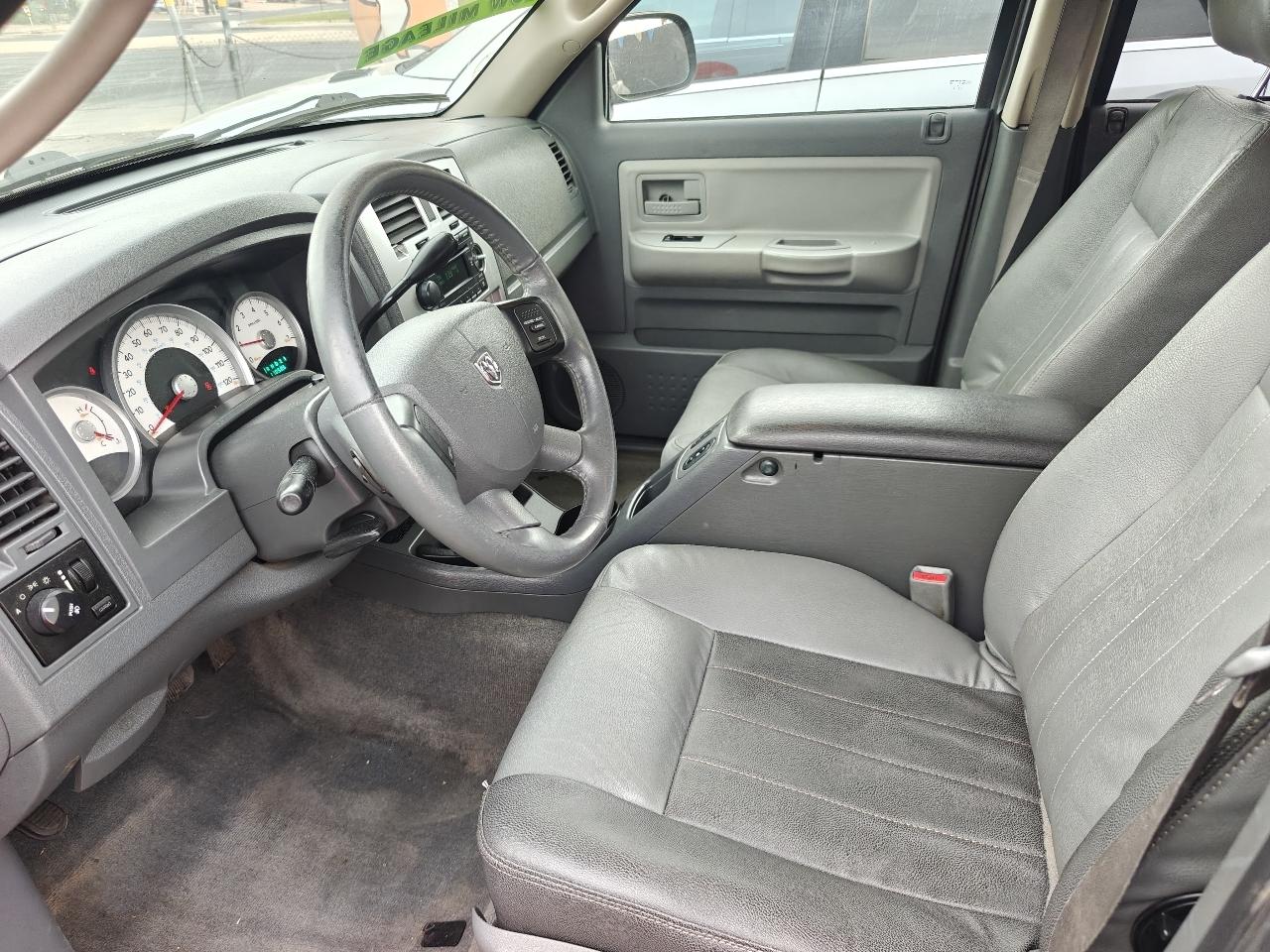 Dodge Dakota  2005
