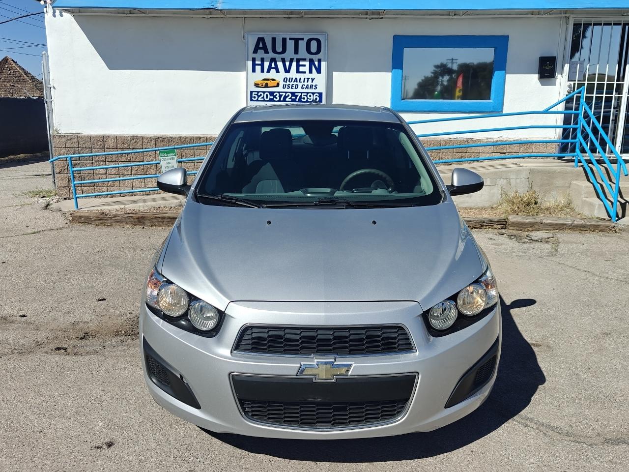 Chevrolet Sonic 2LT Sedan 2012