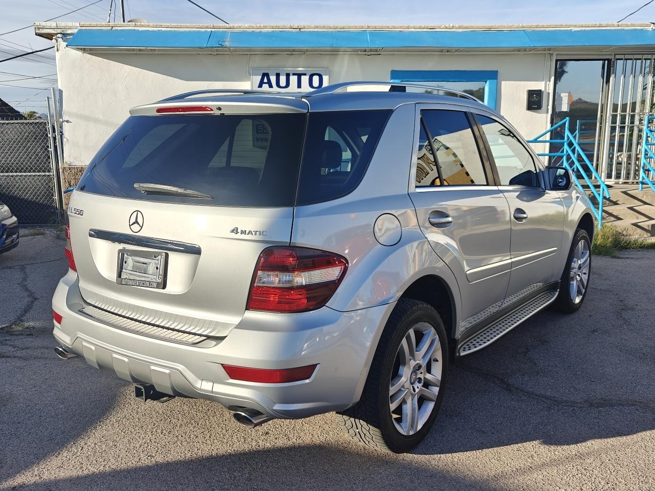 Mercedes-Benz M-Class ML550 4MATIC 2009