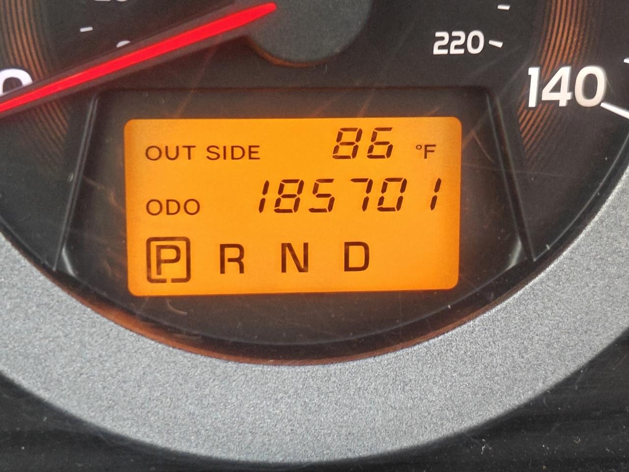 Toyota RAV4 Base I4 2WD 2006