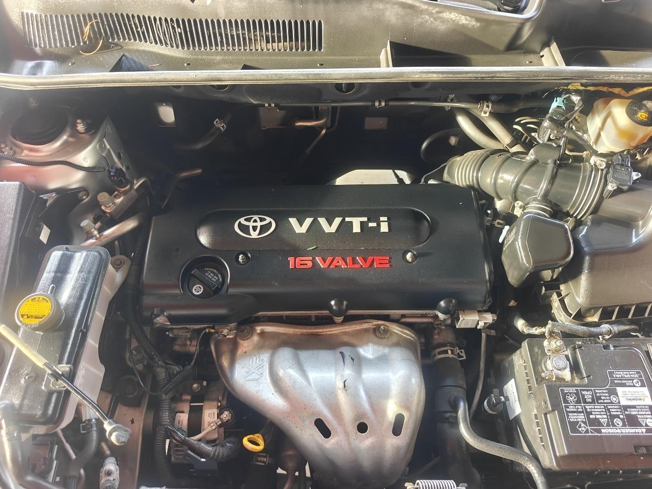 Toyota RAV4 Base I4 2WD 2006