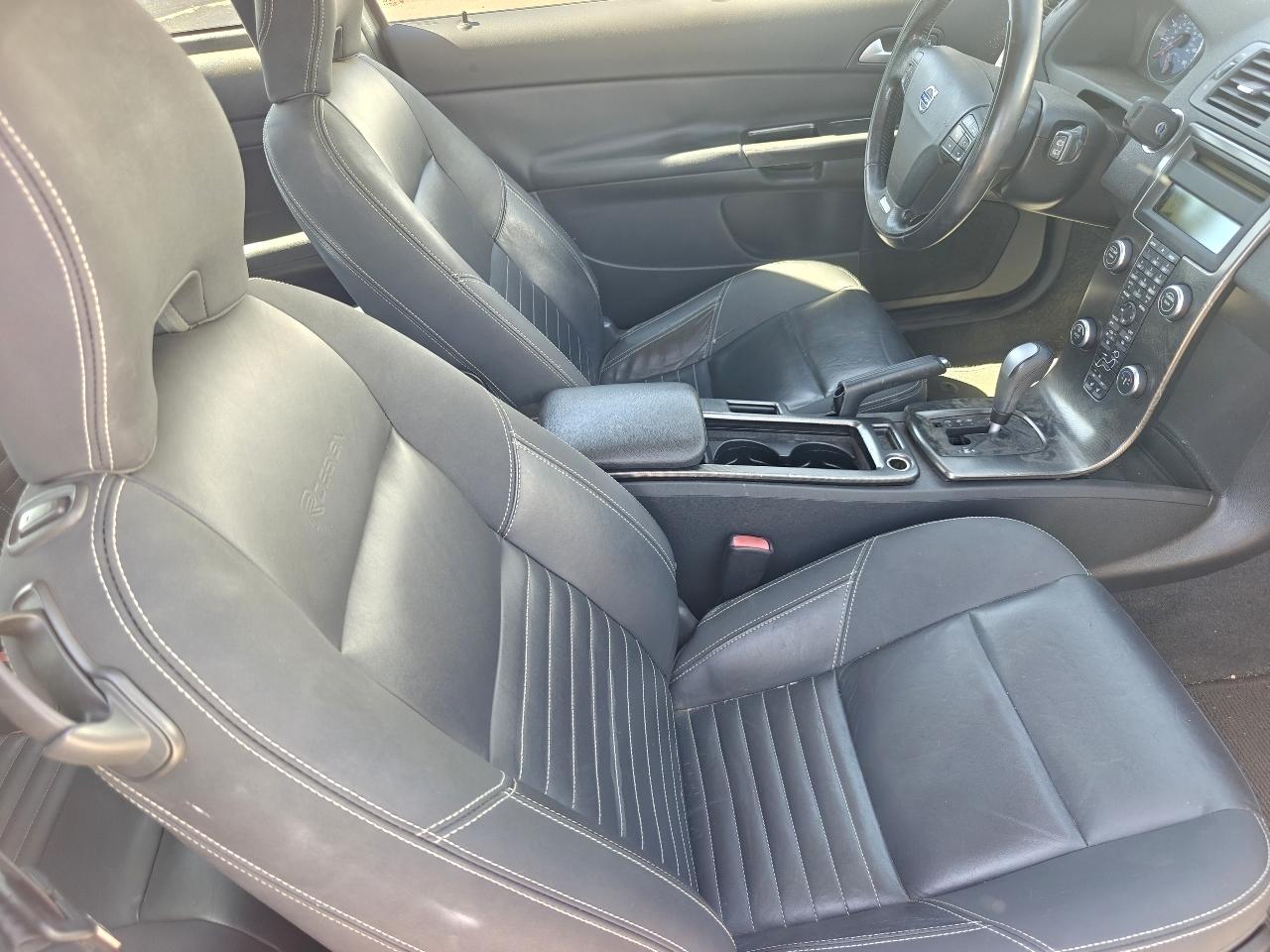 Volvo C30 2dr Cpe T5 R-Design 2011