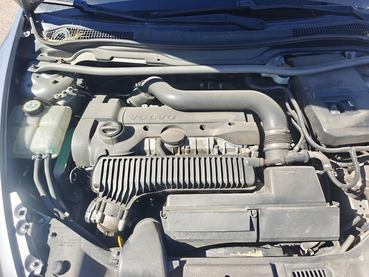 Volvo C30 2dr Cpe T5 R-Design 2011