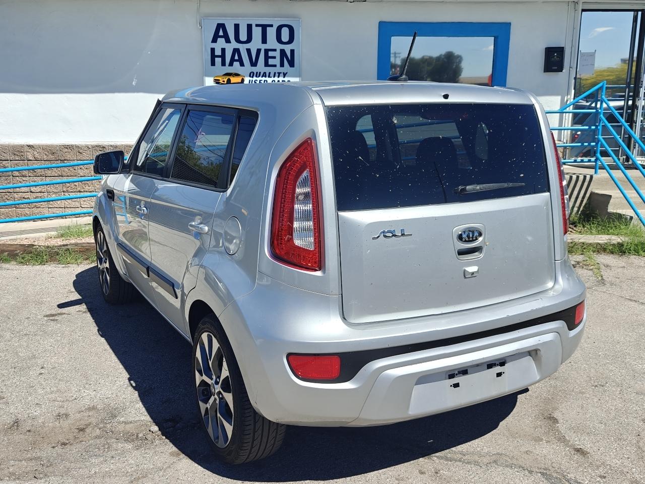Kia Soul  2012