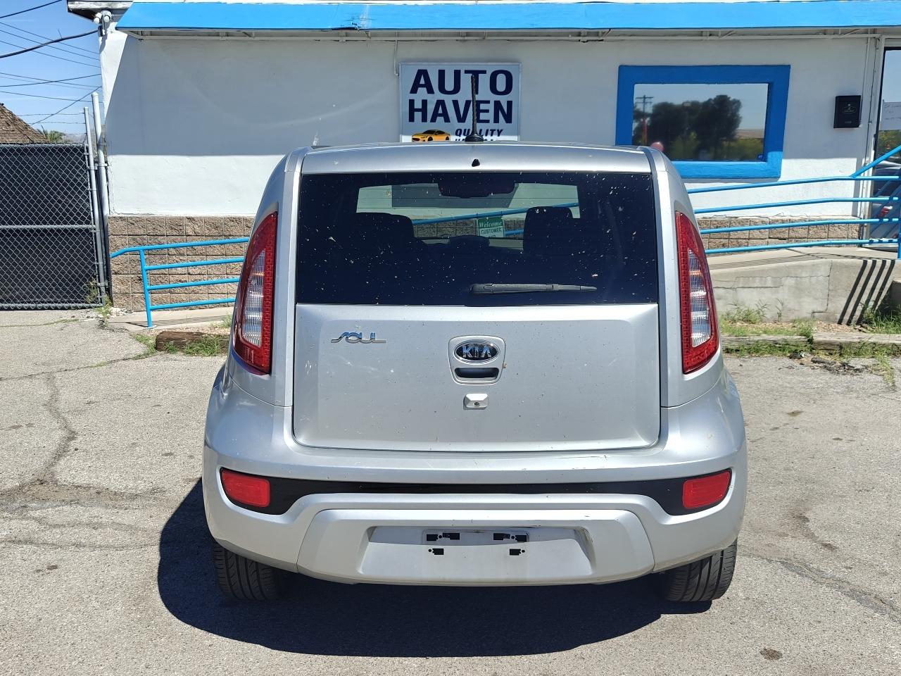 Kia Soul  2012