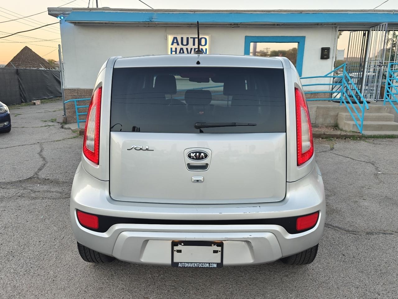 Kia Soul  2012