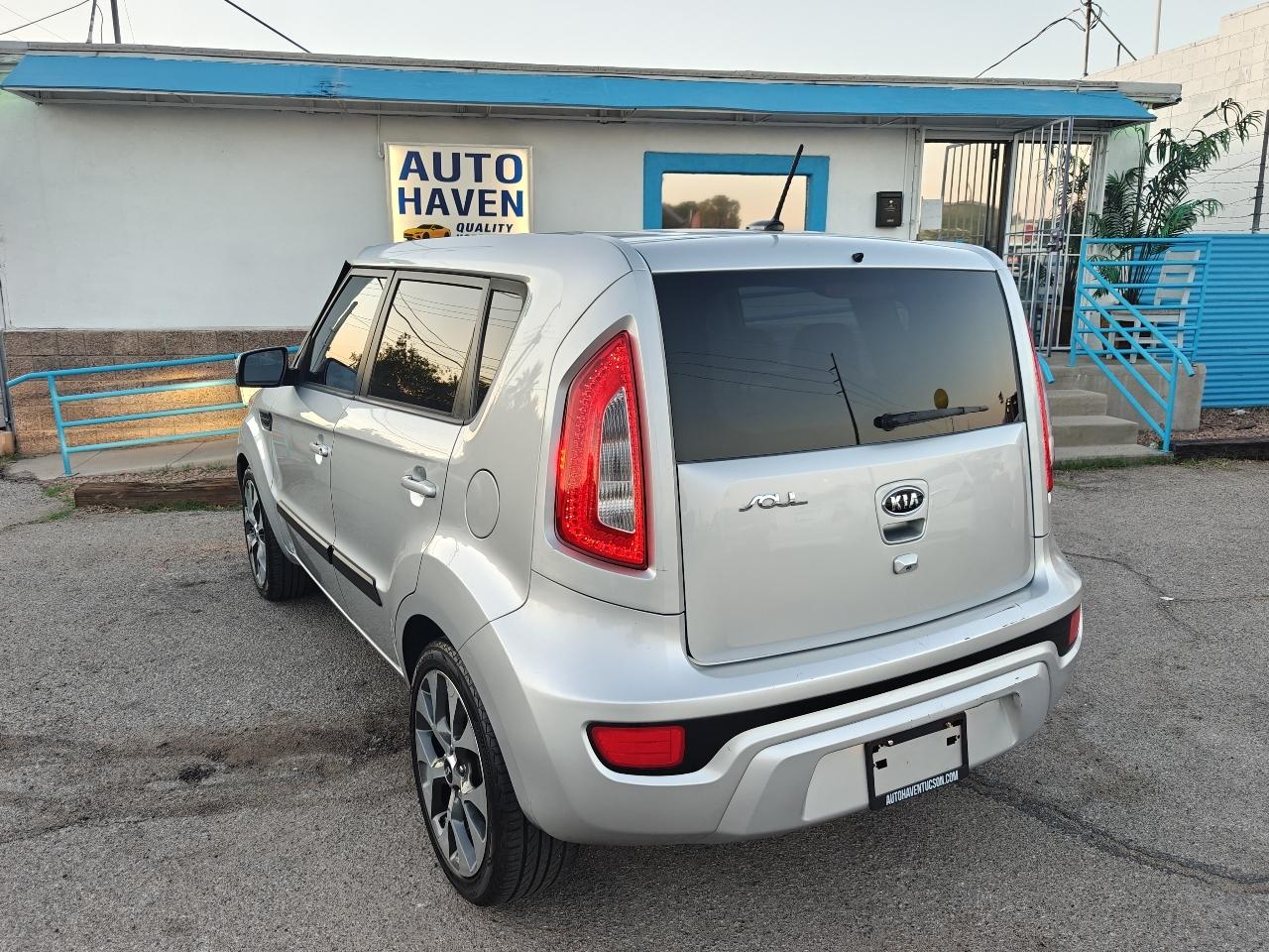 Kia Soul  2012