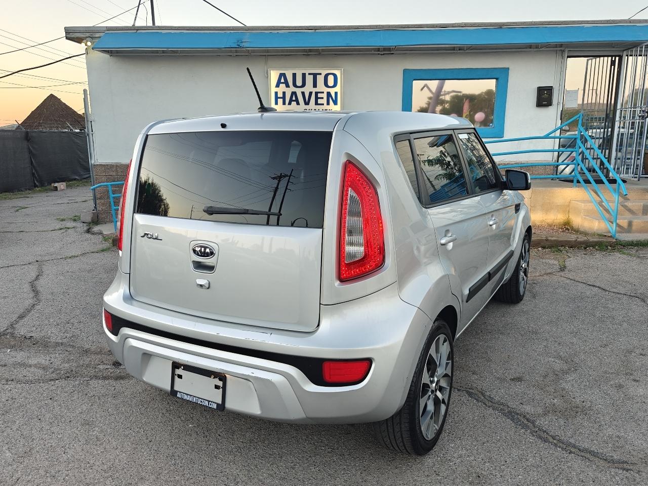 Kia Soul  2012