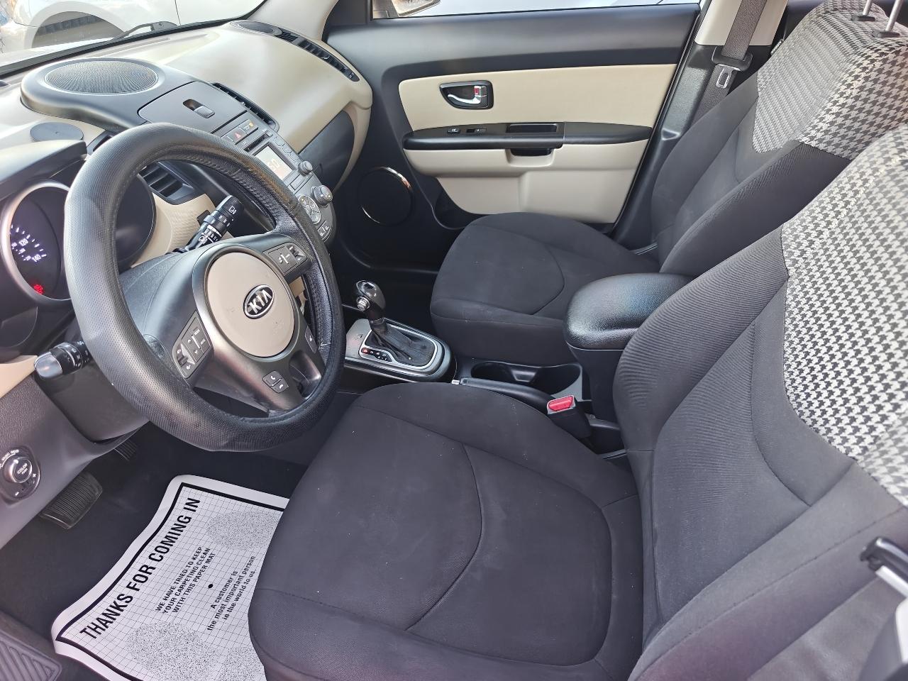 Kia Soul  2012