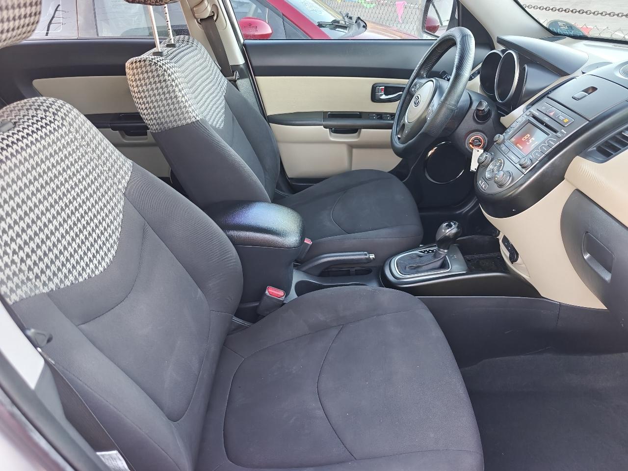 Kia Soul  2012