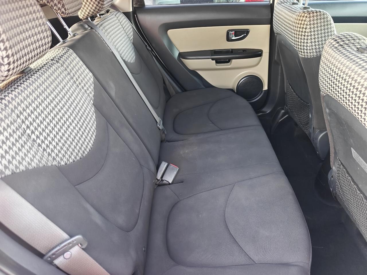 Kia Soul  2012